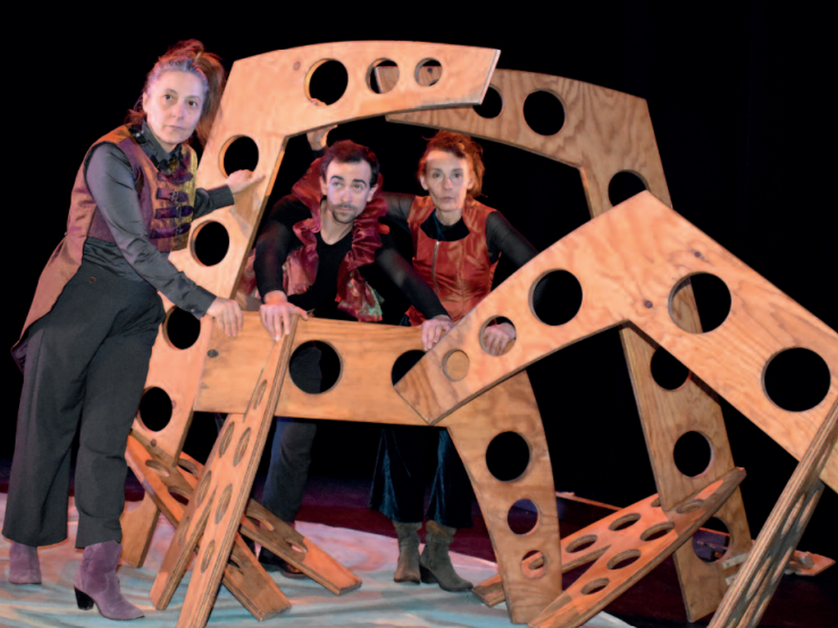 JE ME FAIS PEUR RIEN QUE DE PARLER DE MOI