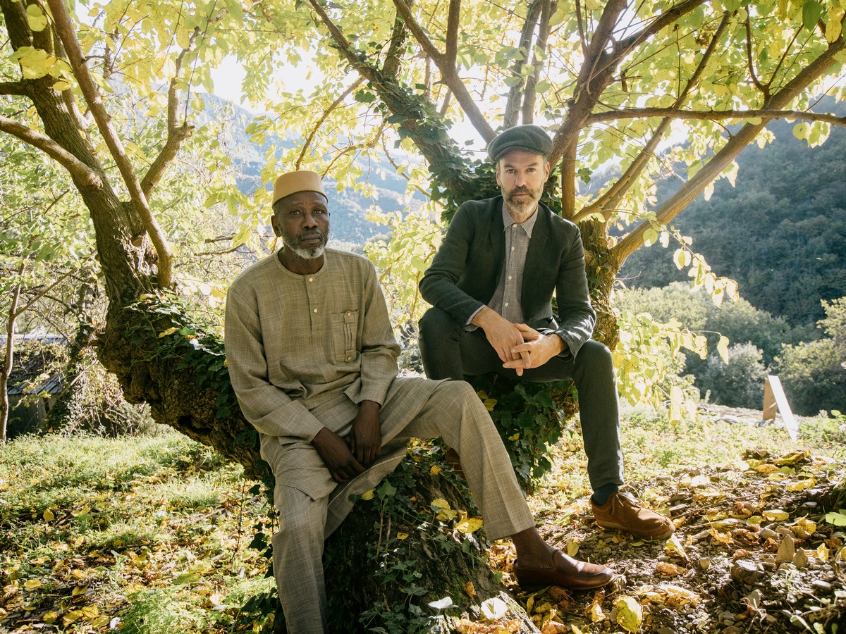 TEMPORA - BALLAKE SISSOKO & PIERS FACCINI