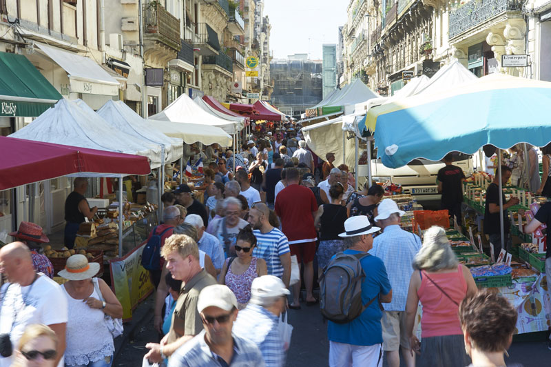 MARCHÉ TRADITIONNEL DU MERCREDI À SÈTE