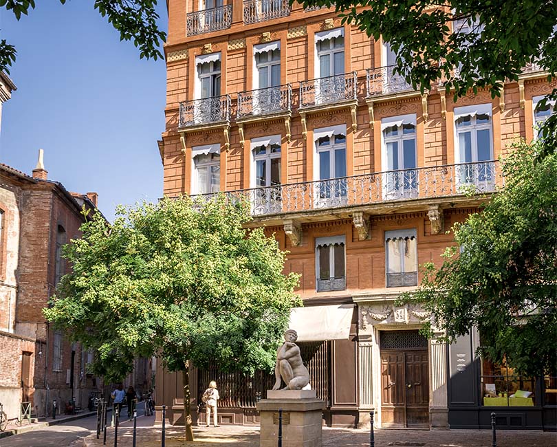 AU COEUR DU QUARTIER SAINT-ÉTIENNE (LES VISITES À PRIX GELÉS)