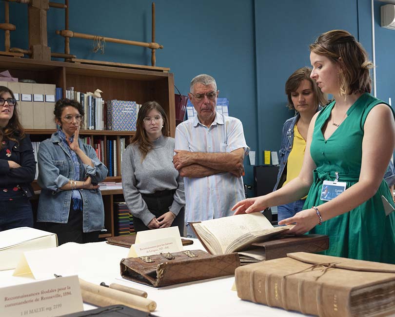 VISITES DE L’ATELIER DE RESTAURATION DES ARCHIVES DE LA HAUTE-GARONNE
