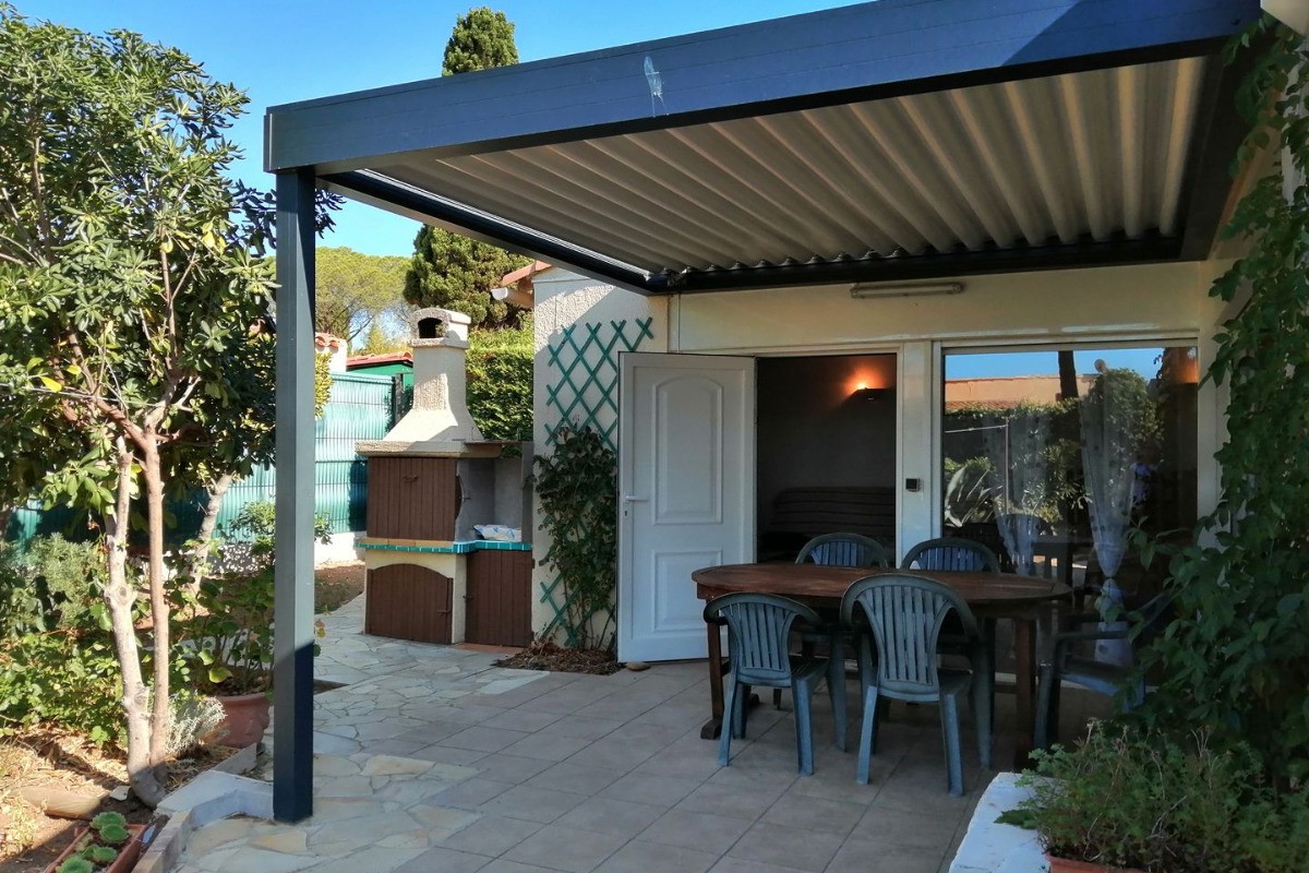 PAVILLON T2 AVEC MEZZANINE AVEC JARDIN, ACCÈS PISCINE, À LOUER AU CAP D'AGDE
