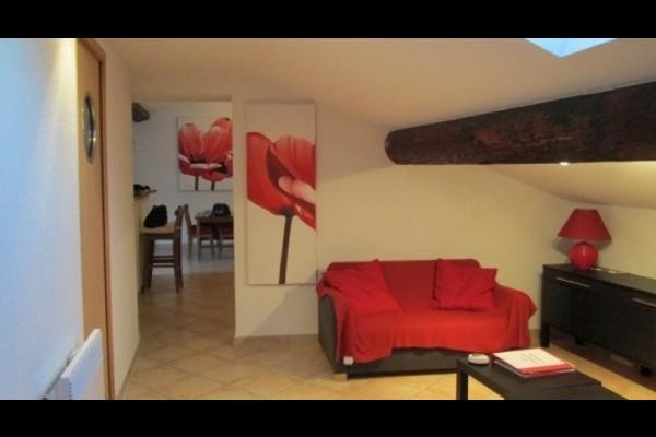 APPARTEMENT T3 STYLE LOFT À AGDE – A PROXIMITÉ DU CENTRE HISTORIQUE