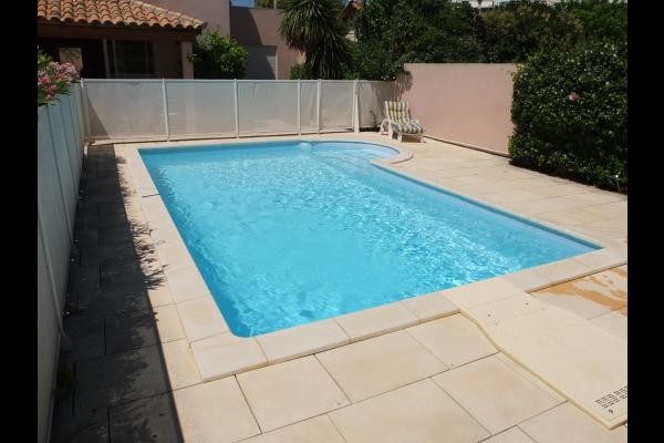 MAISON LES LAURIERS ROSES