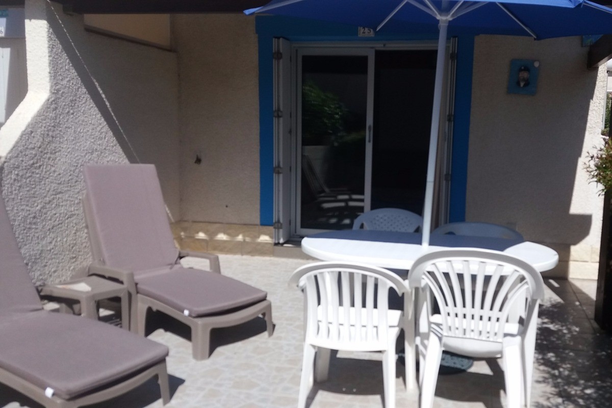 LOCATION VILLA POUR 6 PERSONNES AVEC PISCINE À 150M DE LA PLAGE – CAP D'AGDE