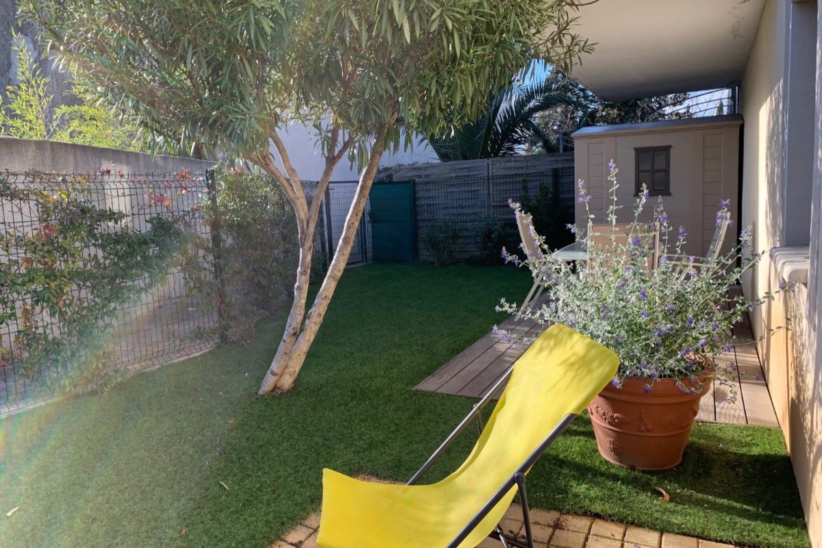 COEUR DE THAU A BOUZIGUES BO 117 4 PERSONNES