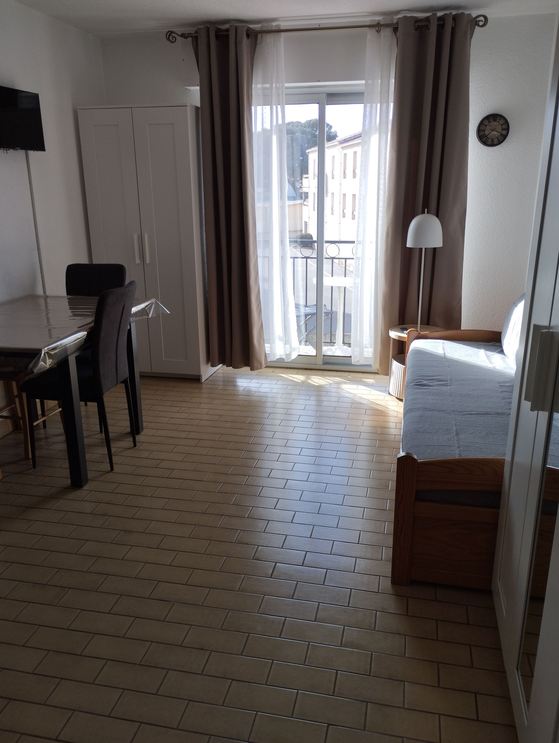 RAYMOND ISABELLE - APOLLOIDE