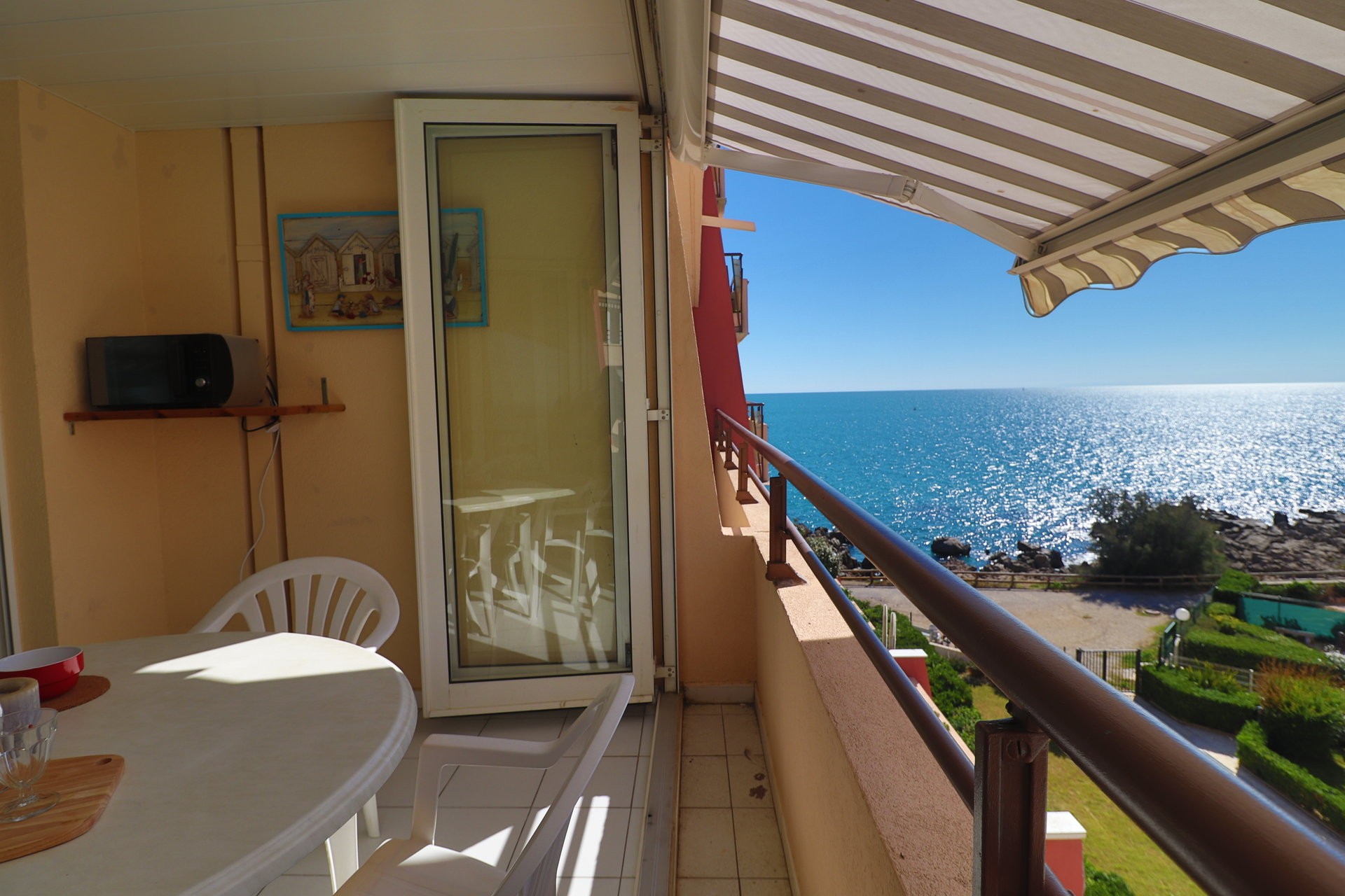 LOCATION VACANCES SÈTE BORD DE MER : APPARTEMENT AVEC VUE MER ET PARKING PRIVÉ