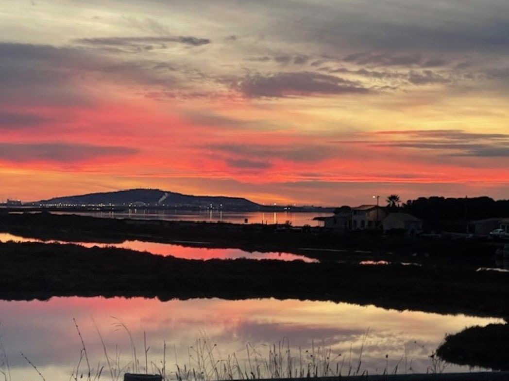 MAISONNETTE FRONTIGNAN 2 CHAMBRES – VACANCES 5 PERSONNES, PLAGE ET COUR PRIVÉE