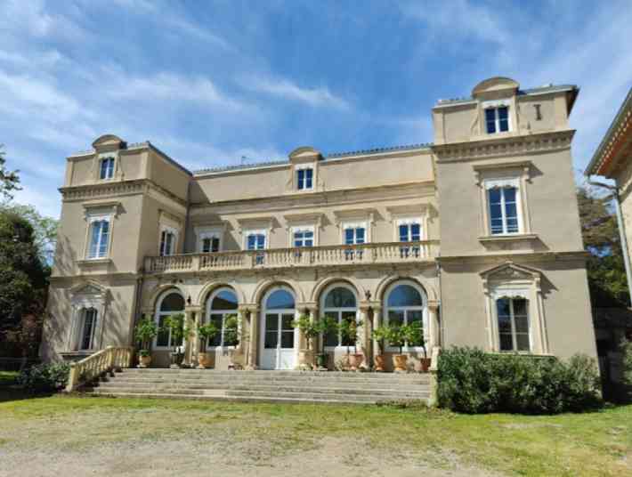 CHATEAU DE VEYVE