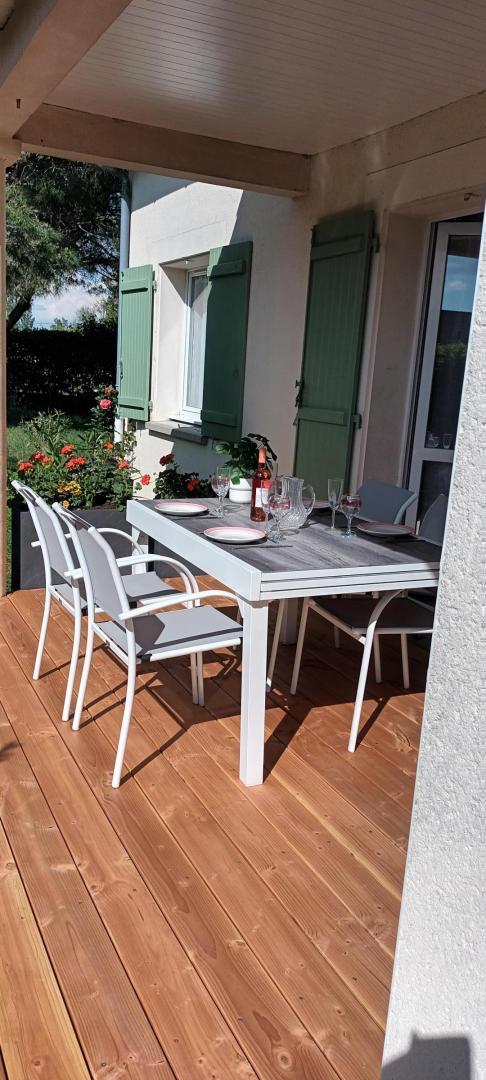 CHEZ MAXOU