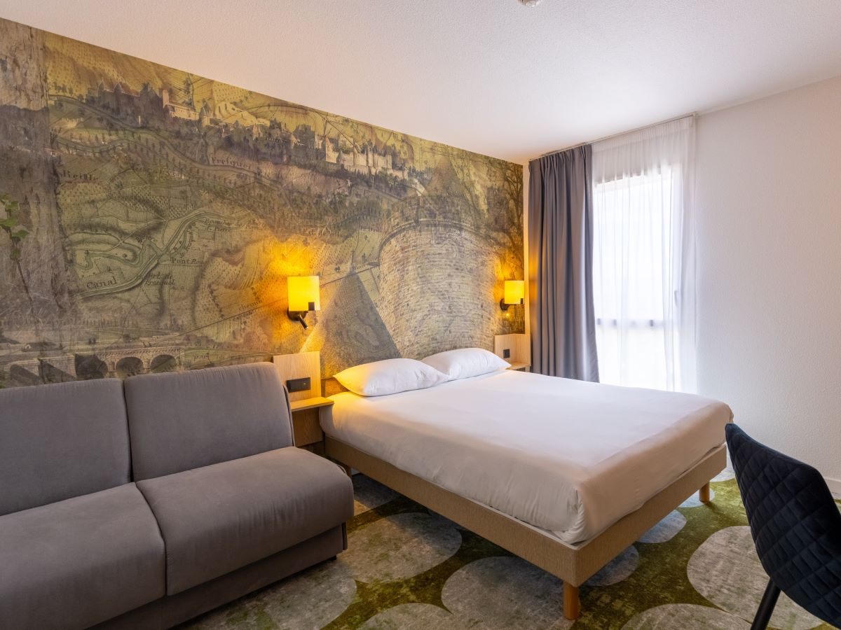 HÔTEL DU PONT ROUGE