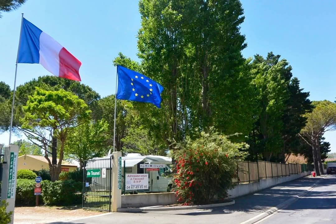 CAMPING MUNICIPAL TOUNEL