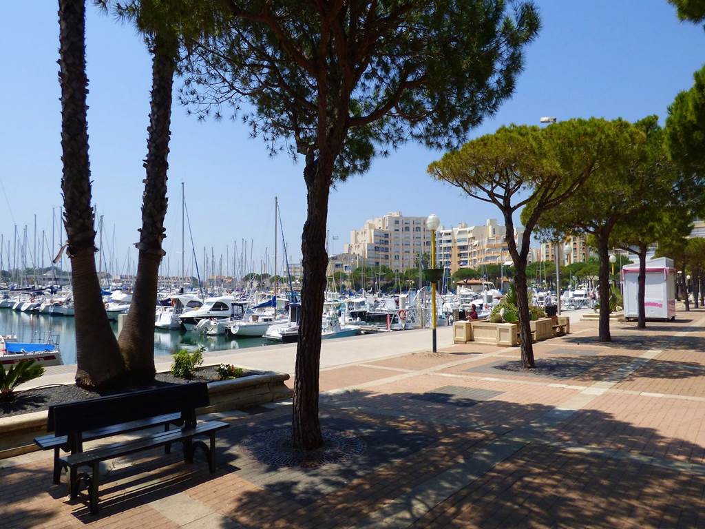 Vente parking intérieur Carnon plage, 32 000€ Hérault Languedoc roussillon  N° 3421356618