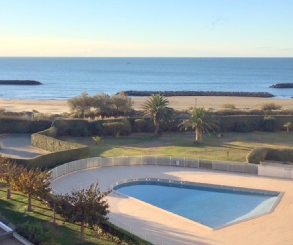 Mme RAVERDY Nathalie