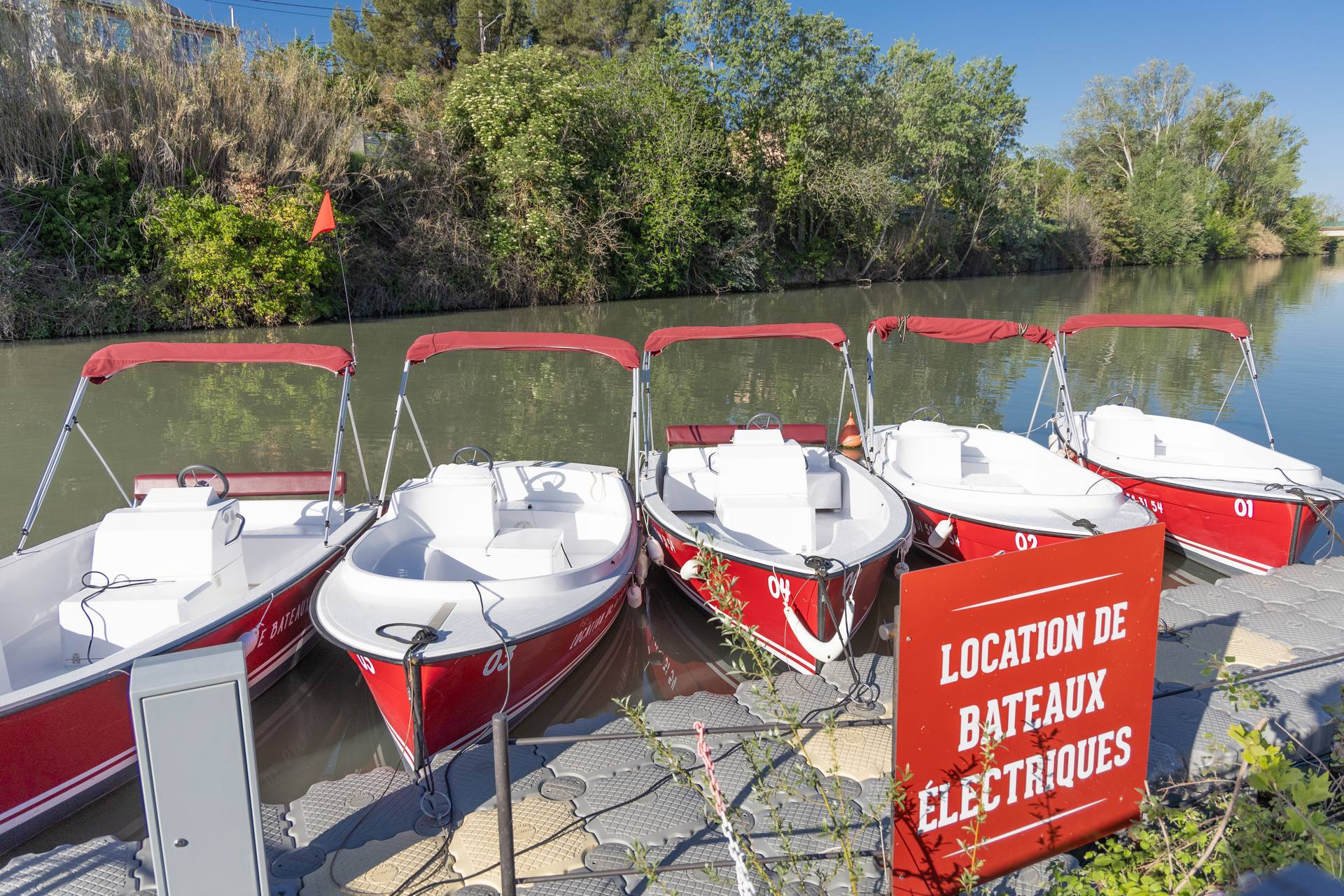 Les Petits Bateaux des 9 écluses