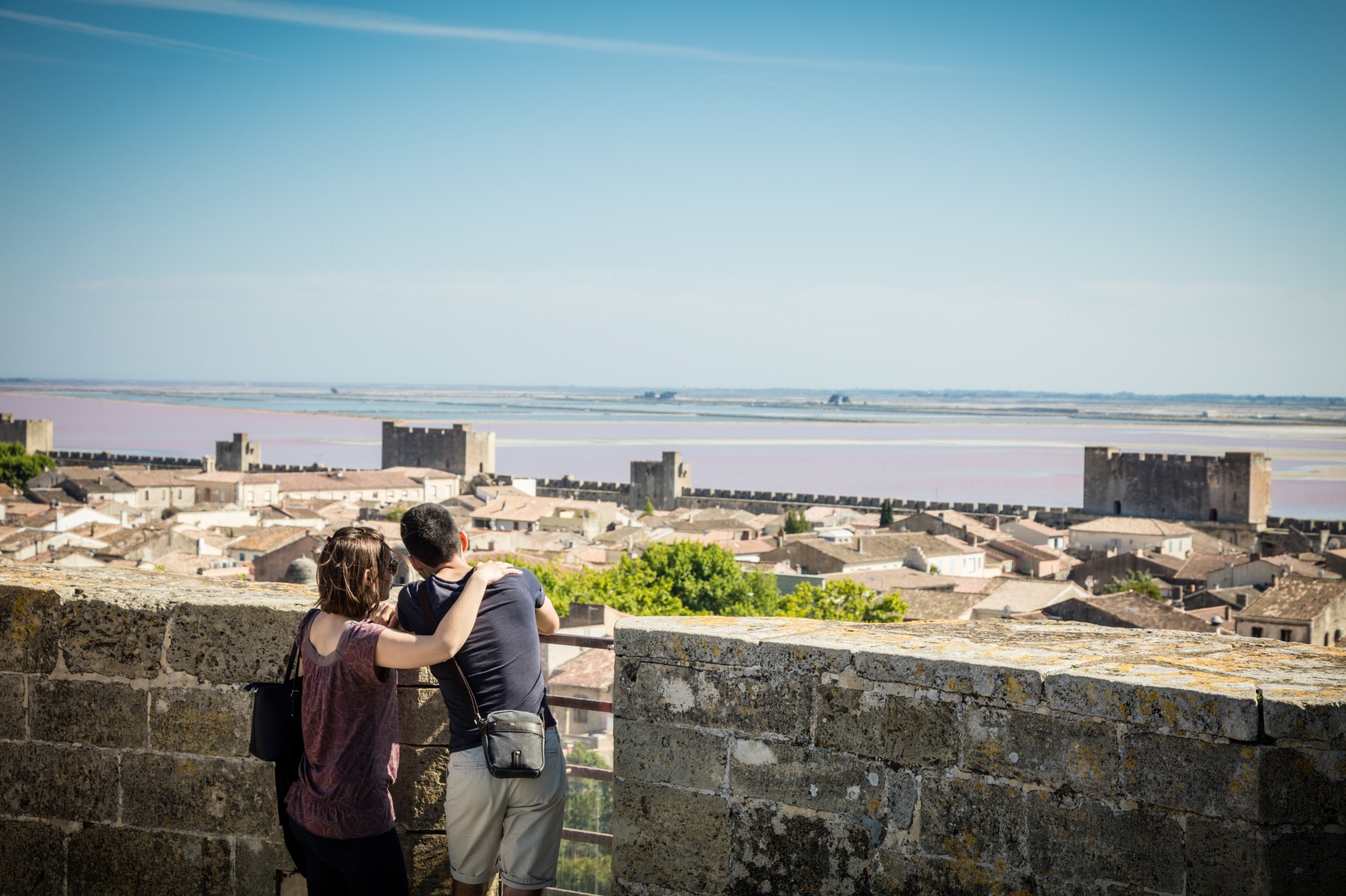 Les Tours Et Remparts D Aigues Mortes